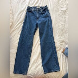 Abercrombie & Fitch 90s relaxed High Rise Blue Jeans